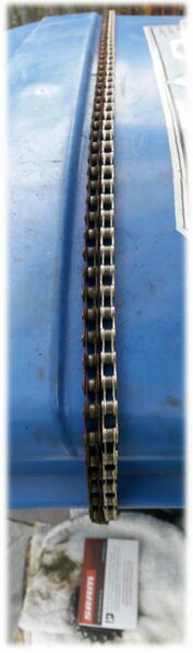 Datei:Chains comparison.jpg